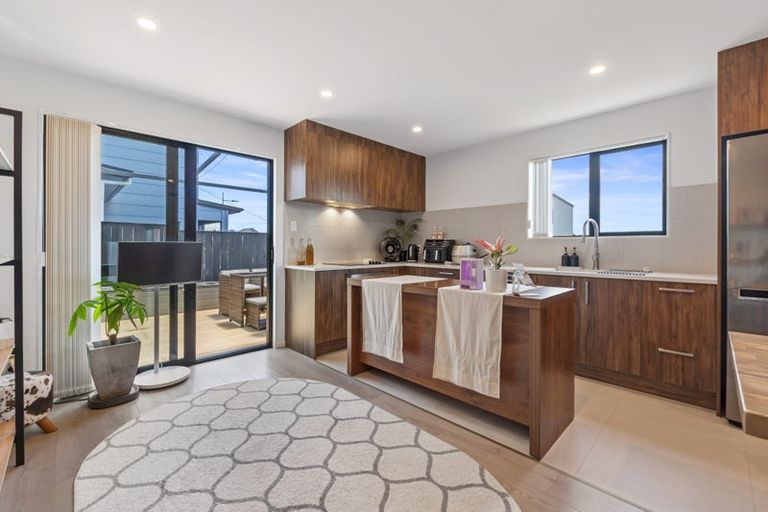 Photo of property in 34b Kahui Parade, Karaka, Papakura, 2113