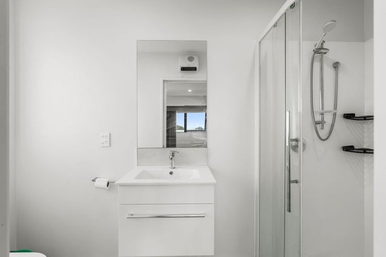 Photo of property in 1/464 Main South Road, Hornby, Christchurch, 8042