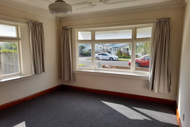 Photo of property in 38 Miro Street, Takaro, Palmerston North, 4410