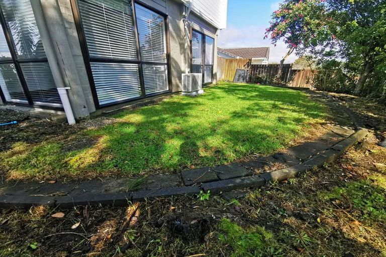 Photo of property in 22 Palomino Drive, Henderson, Auckland, 0612