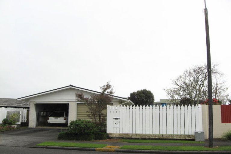 Photo of property in 43 Frank Wilson Terrace, Welbourn, New Plymouth, 4312