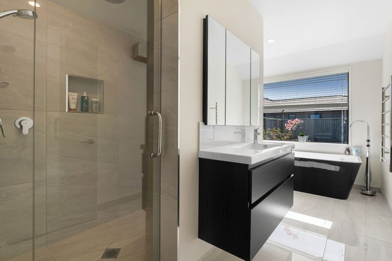 Photo of property in 5 Feather Place, Rolleston, 7615