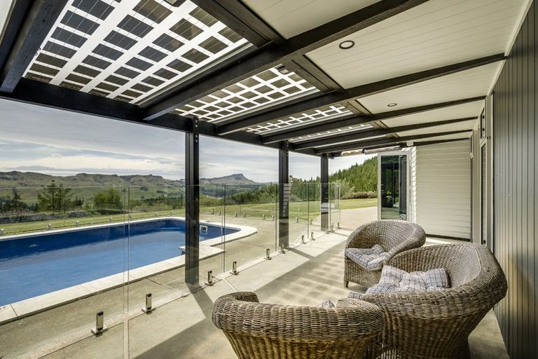 Photo of property in 41 Raratu Road, Kahuranaki, Havelock North, 4295