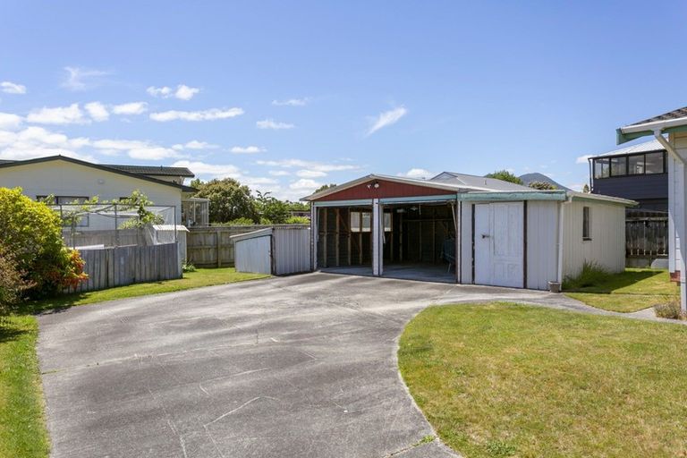 Photo of property in 14 Tobin Place, Richmond Heights, Taupo, 3330