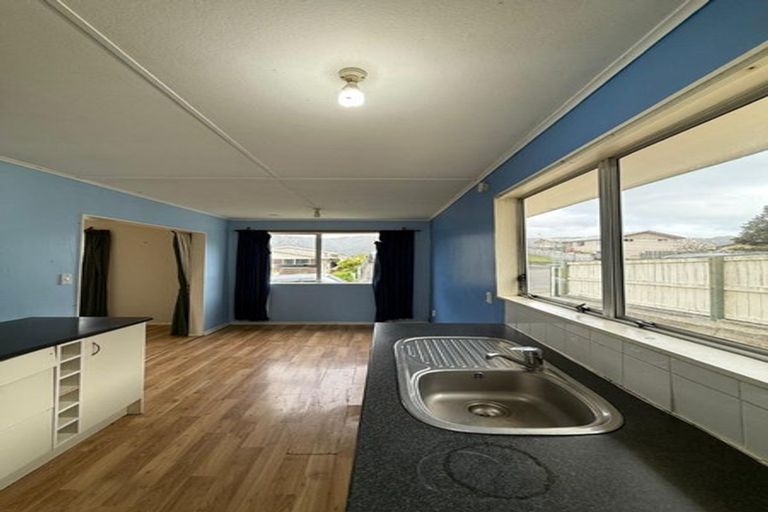 Photo of property in 21 Tiroiti Grove, Stokes Valley, Lower Hutt, 5019