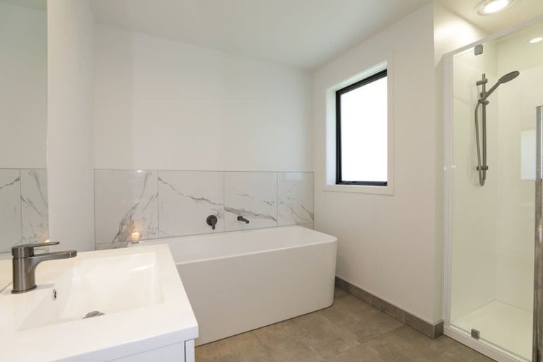 Photo of property in 14 Uku Way, Wharewaka, Taupo, 3330