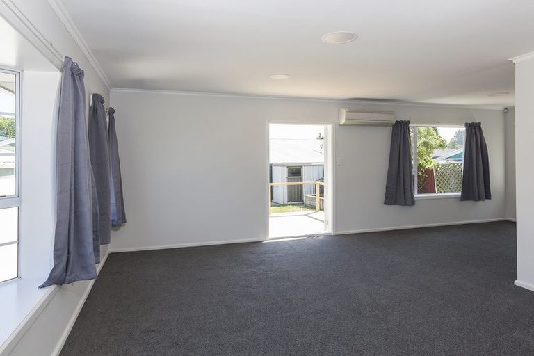 Photo of property in 29 Nicholas Drive, Linwood, Christchurch, 8062