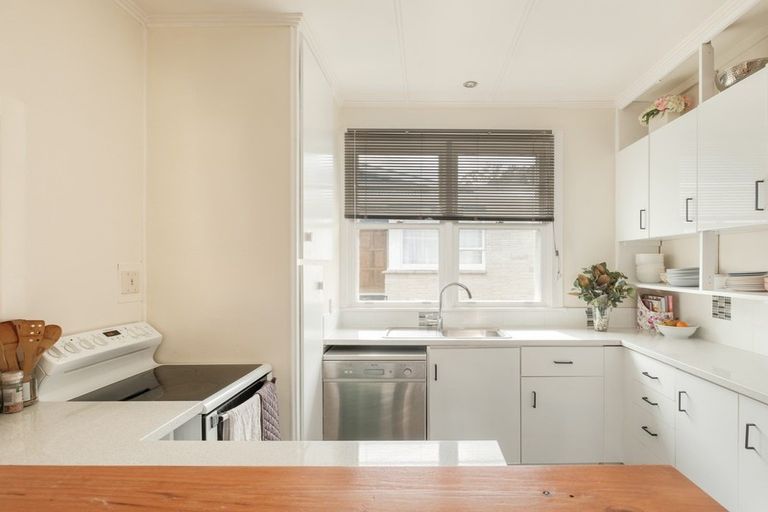 Photo of property in 6 Jellicoe Street, Mangapapa, Gisborne, 4010