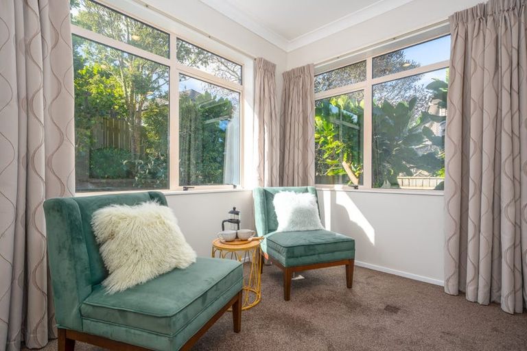 Photo of property in 97 Amesbury Drive, Churton Park, Wellington, 6037