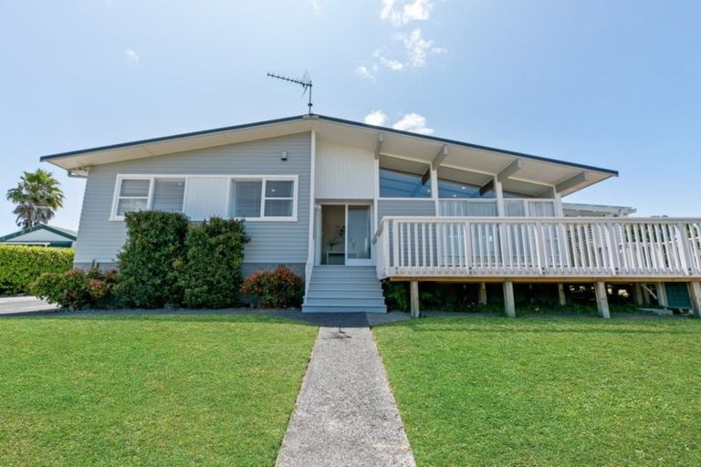 Photo of property in 3 Grimshaw Place, Henderson, Auckland, 0612