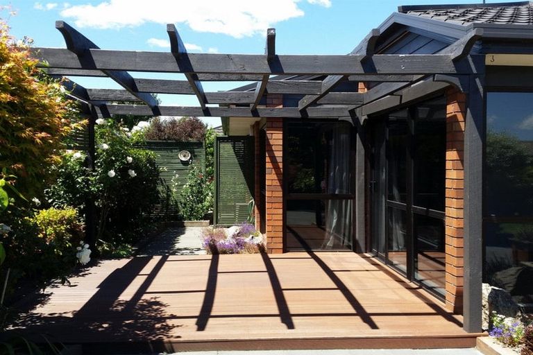 Photo of property in 37a Cardigan Bay Place, Addington, Christchurch, 8024