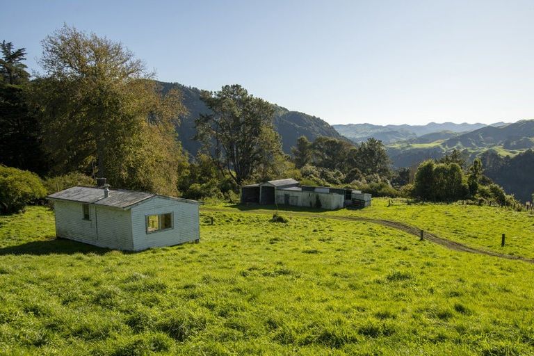 Photo of property in 4127 Tiniroto Road, Tiniroto, 4078