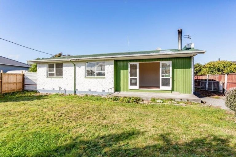 Photo of property in 16 Carston Street, Leeston, 7632