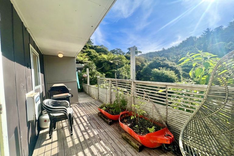 Photo of property in 24 Adlor Hill Road, Port Charles, Coromandel, 3584