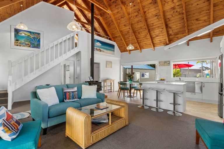 Photo of property in 127 Mckellar Place, Whangamata, 3620