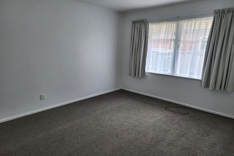 Photo of property in 2/8 Ararino Street, Trentham, Upper Hutt, 5018