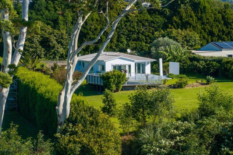 Photo of property in 202 Ranginui Road, Welcome Bay, Tauranga, 3175