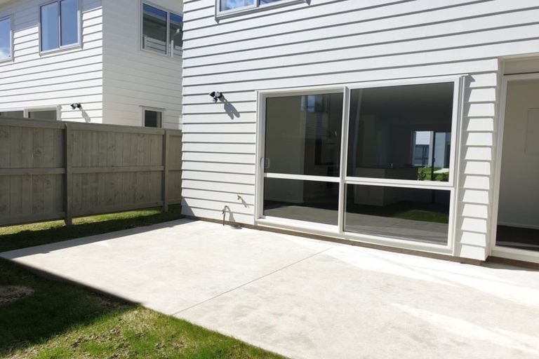 Photo of property in 6 Treestump Road, Takanini, 2112