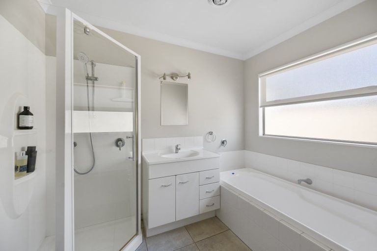 Photo of property in 19a Hammond Road, Taradale, Napier, 4112