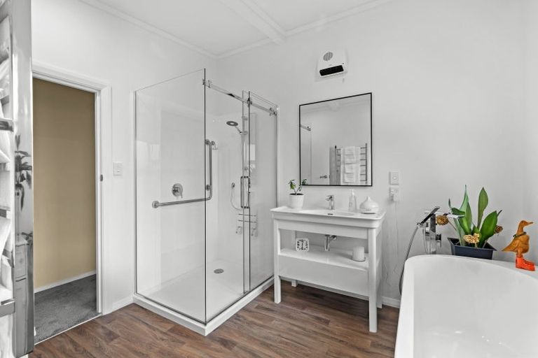 Photo of property in 9 Hampden Street, Awapuni, Palmerston North, 4412