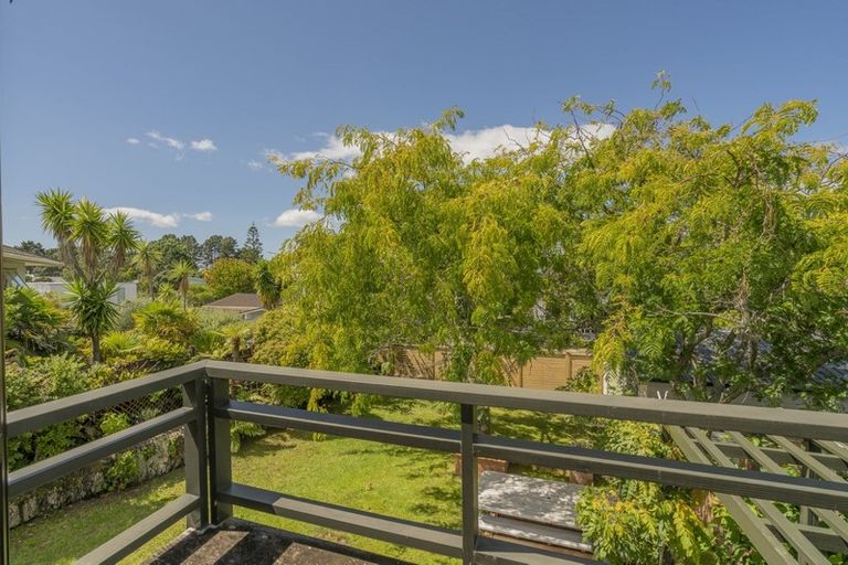 Photo of property in 33 Vista Paku, Pauanui, Hikuai, 3579