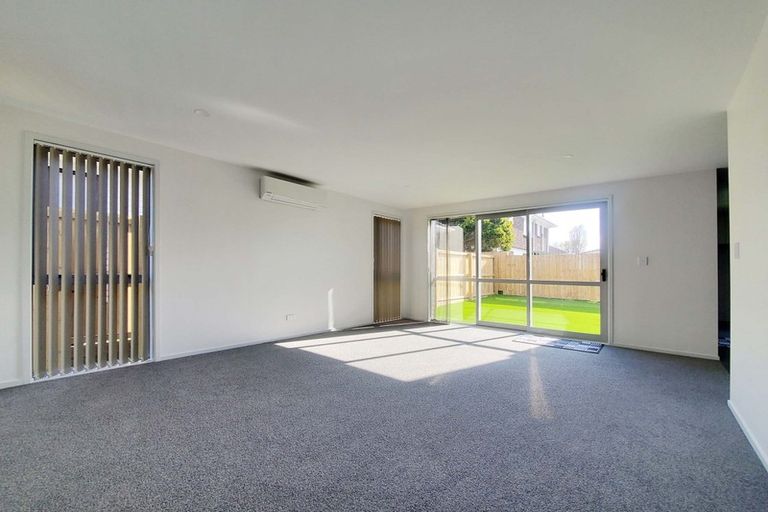 Photo of property in 13c Oxford Road, Manurewa, Auckland, 2102