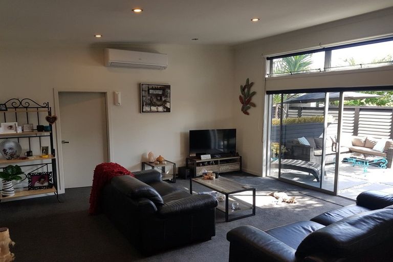 Photo of property in 111a Carlyle Street, Leamington, Cambridge, 3432