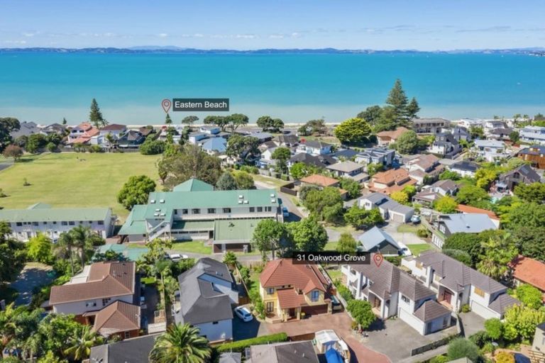 Photo of property in 31 Oakwood Grove, Eastern Beach, Auckland, 2012