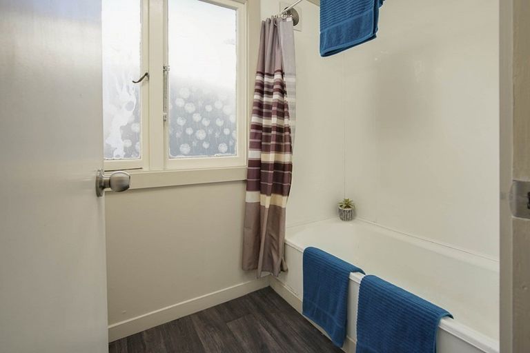 Photo of property in 128 Saint Vincent Street, Toi Toi, Nelson, 7010