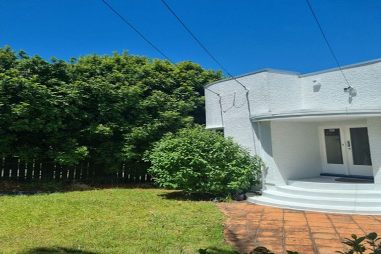 Photo of property in 21 Riddell Road, Glendowie, Auckland, 1071