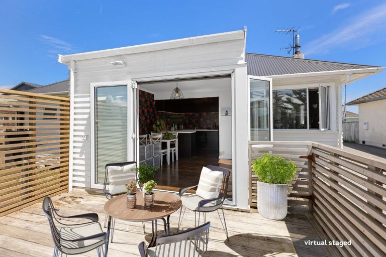 Photo of property in 199 Coronation Avenue, Welbourn, New Plymouth, 4310