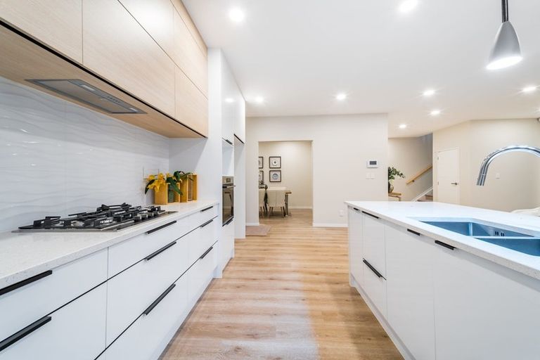 Photo of property in 4 Franheim Crescent, Orewa, 0931