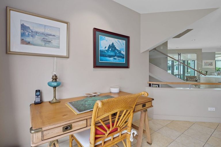 Photo of property in 21 Little Compton Mews, Snells Beach, 0920