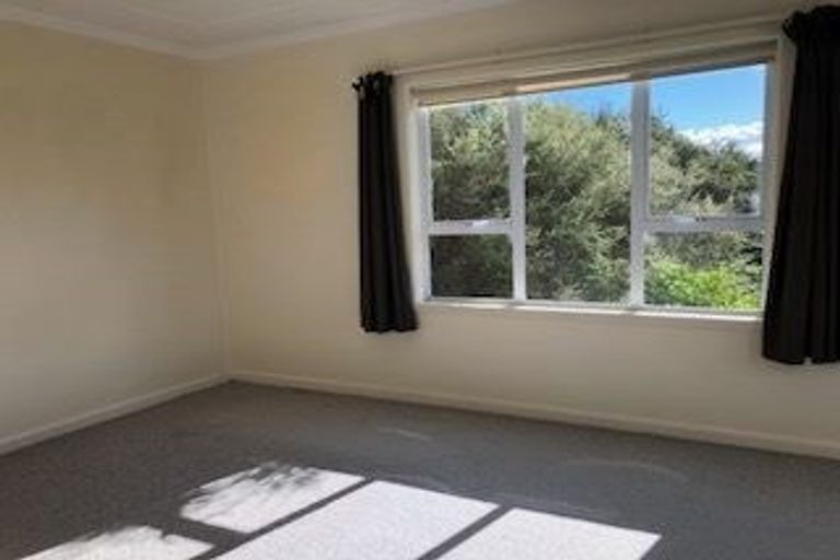 Photo of property in 10 Tikorangi Place, Morningside, Whangarei, 0110