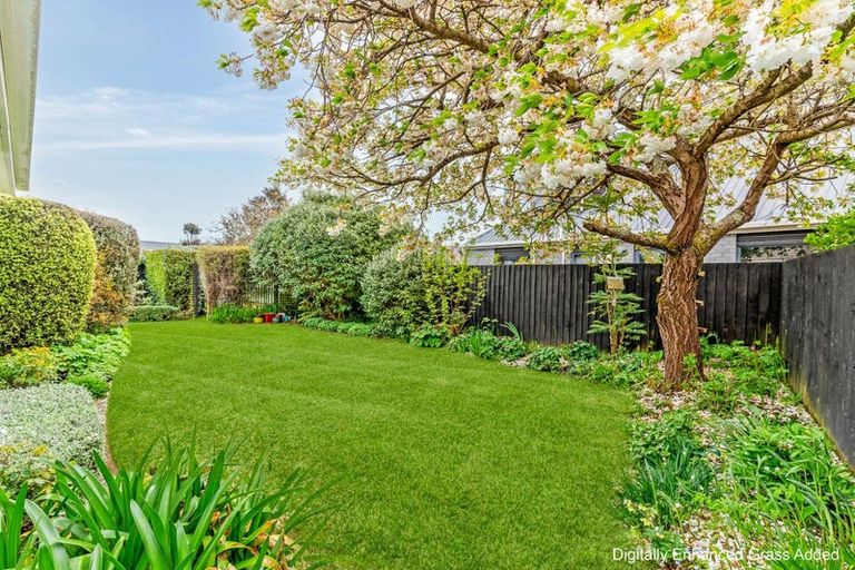 Photo of property in 25 Oregon Place, Burwood, Christchurch, 8061
