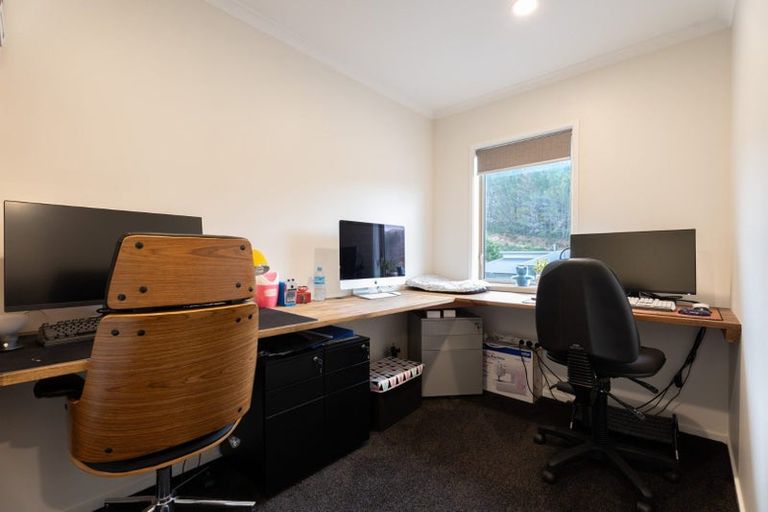 Photo of property in 21 Winsley Terrace, Churton Park, Wellington, 6037