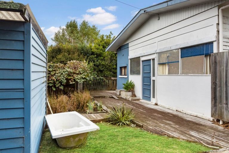 Photo of property in 46a Eskdale Road, Birkdale, Auckland, 0626