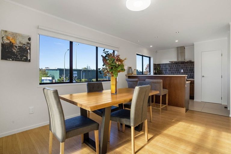 Photo of property in 1/63 Wellington Street, Howick, Auckland, 2014