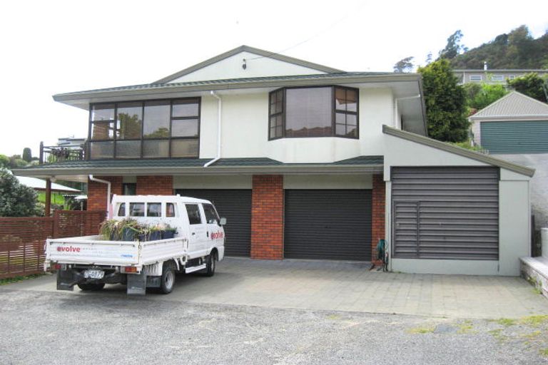 Photo of property in 112a Wellington Street, Picton, 7220