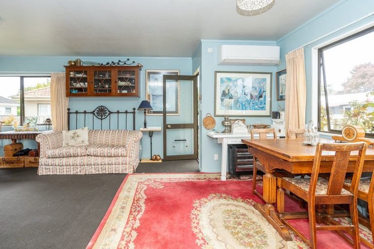 Photo of property in 122 Clarkin Road, Fairfield, Hamilton, 3214