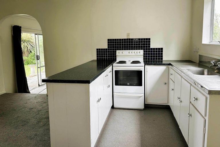 Photo of property in 18a Kiharoa Street, Otaki Beach, Otaki, 5512