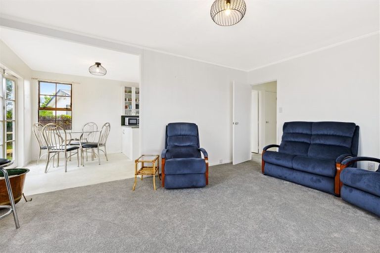 Photo of property in 63 Luanda Drive, Ranui, Auckland, 0612