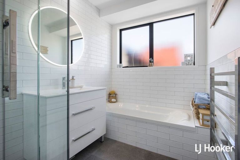 Photo of property in 14 Reel Road, Athenree, Waihi Beach, 3611