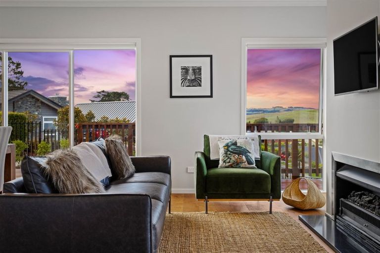 Photo of property in 7 Pheasant Lane, Waimauku, 0812