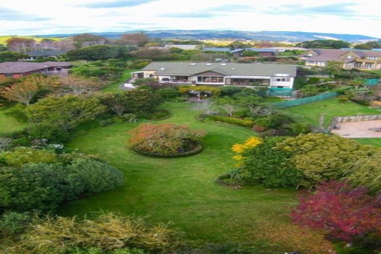 Photo of property in 19 Mark Williams Place, Clevedon, Papakura, 2582