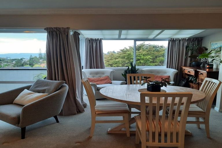 Photo of property in 3/2 Chilton Place, Howick, Auckland, 2014