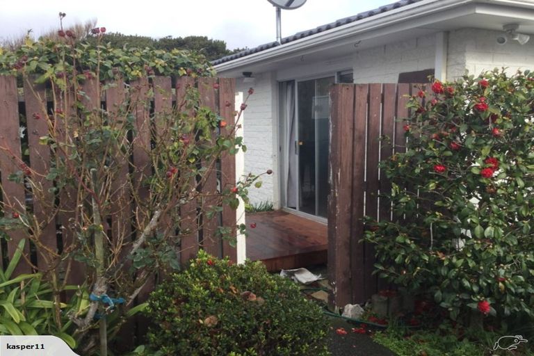 Photo of property in 2/161 Marine Parade, New Brighton, Christchurch, 8083