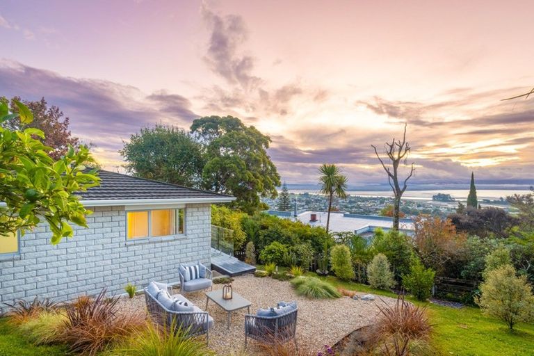 Photo of property in 72a Tosswill Road, Tahunanui, Nelson, 7011