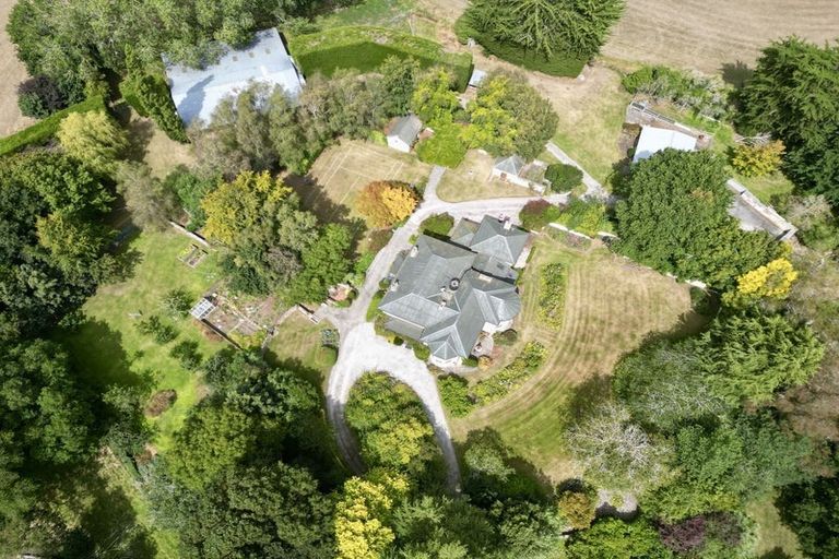 Photo of property in Totara Estate, 583 Alma-maheno Road, Alma, Oamaru, 9492