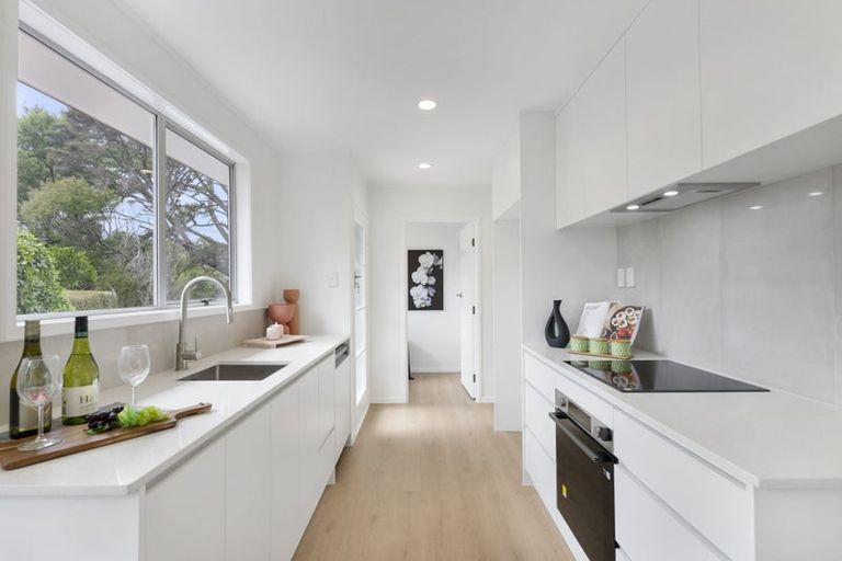 Photo of property in 15 Cunliffe Place, Glenfield, Auckland, 0629